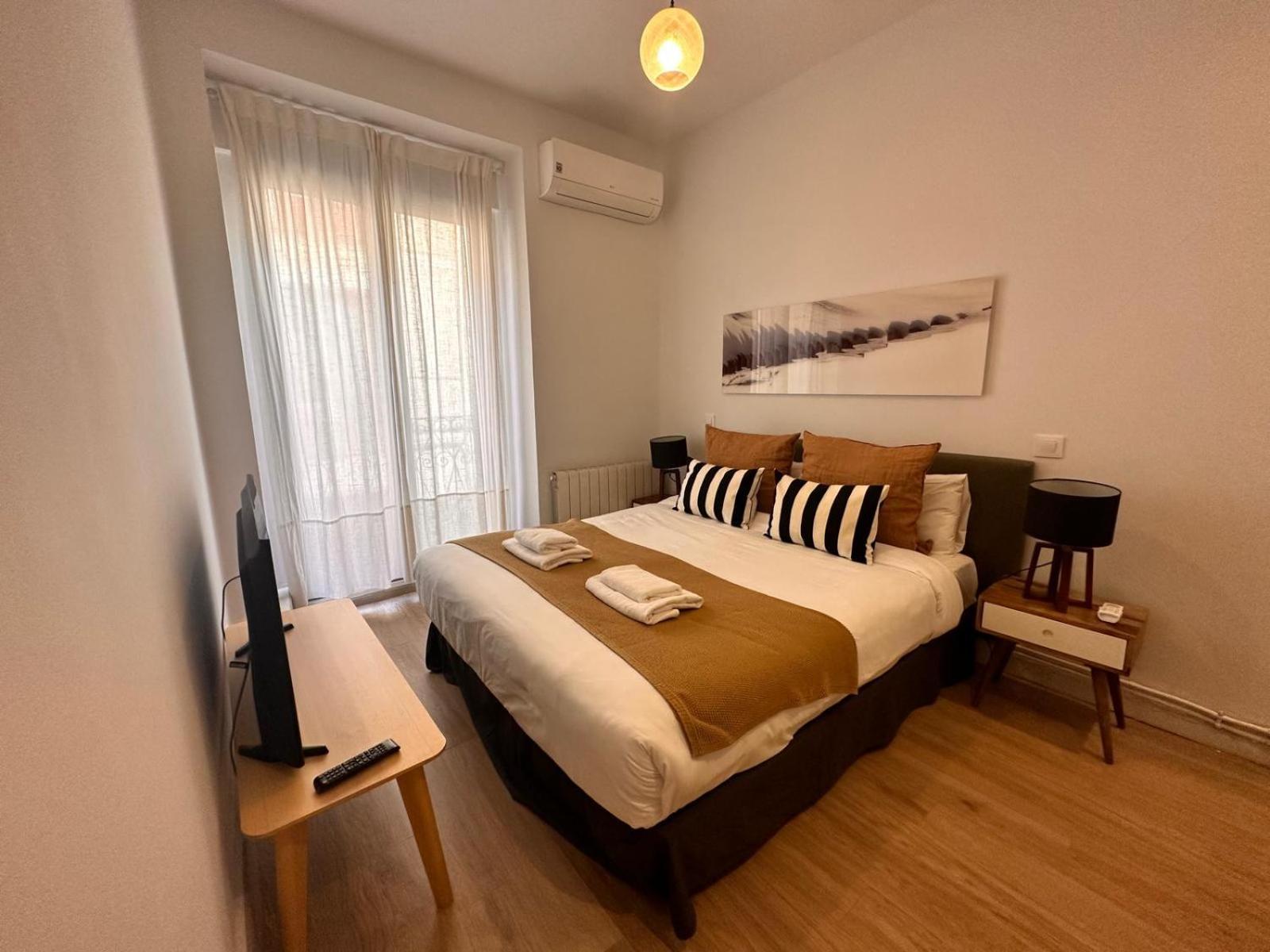 Amazing 3Bd 3Bth With 9 Balconies By Madrid4You Apartments מראה חיצוני תמונה