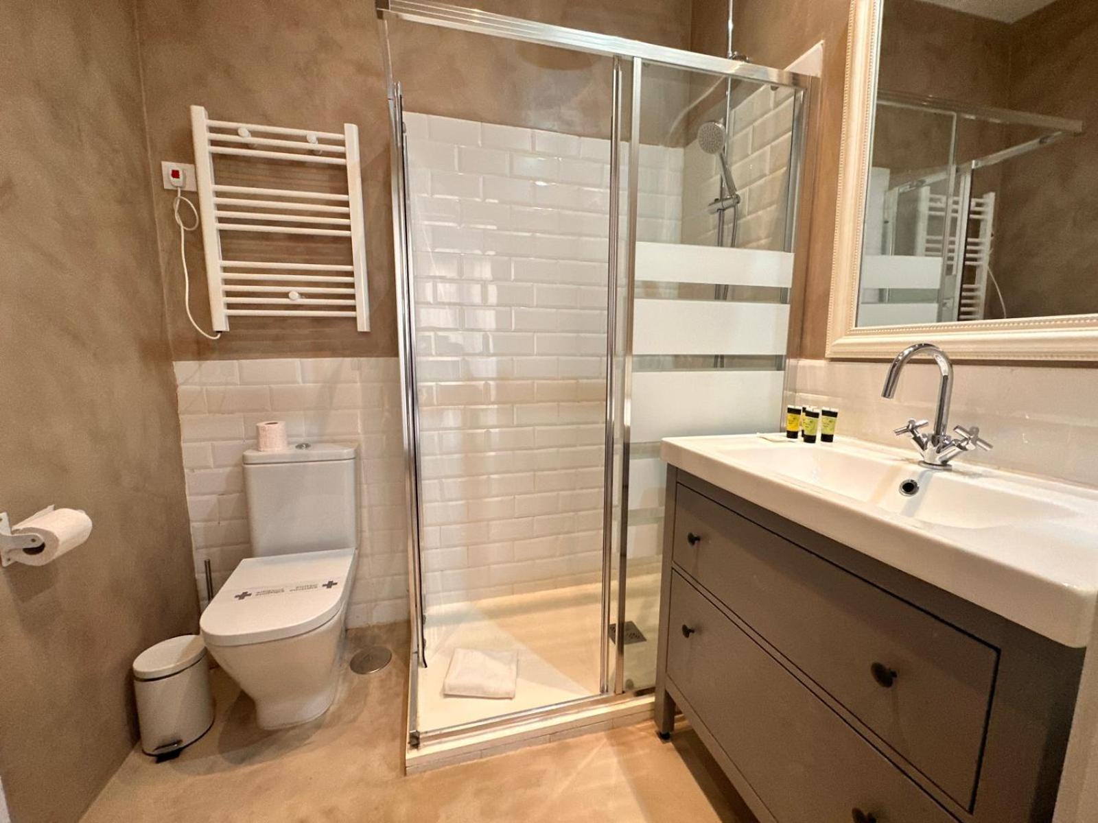 Amazing 3Bd 3Bth With 9 Balconies By Madrid4You Apartments מראה חיצוני תמונה